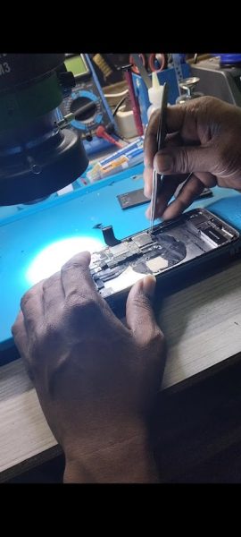 Service iPhone x Android iGuild Repair
